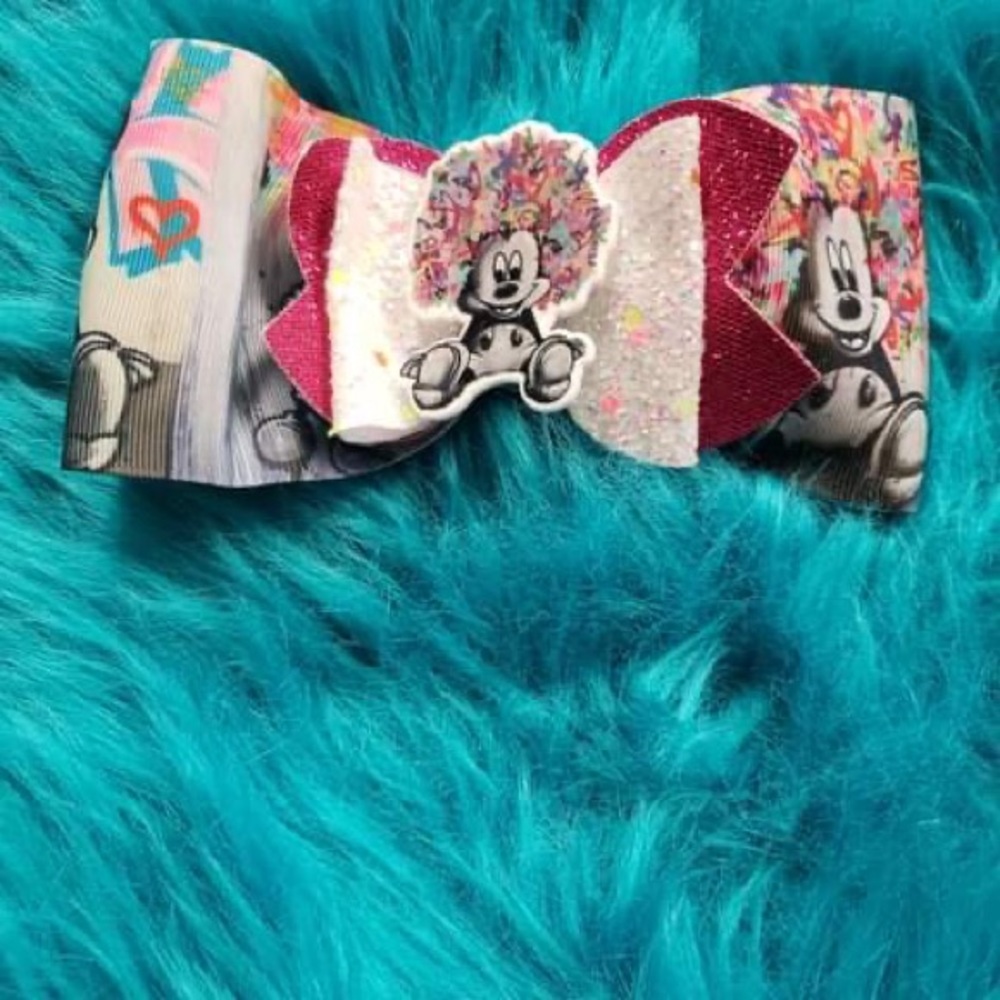 Bows - Picture 5 of 16